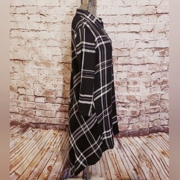 Women's Max Studio Plaid Shirt-Dress - Picture 5 of 7